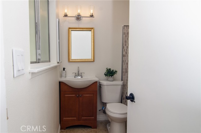 Detail Gallery Image 31 of 44 For 26701 Oak Branch Cir, Newhall,  CA 91321 - 2 Beds | 2 Baths