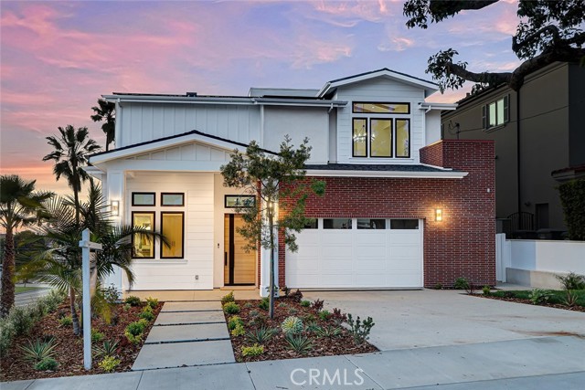 641 Gertruda Avenue, Redondo Beach, California 90277, 5 Bedrooms Bedrooms, ,5 BathroomsBathrooms,Residential,For Sale,Gertruda,SB25224574