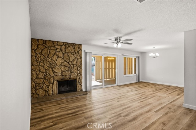 Detail Gallery Image 8 of 36 For 28028 Foxfire, Menifee,  CA 92586 - 2 Beds | 2 Baths