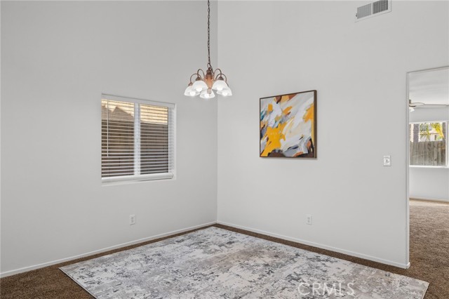 Detail Gallery Image 6 of 48 For 12303 Midtowne Dr, Bakersfield,  CA 93312 - 5 Beds | 2/1 Baths