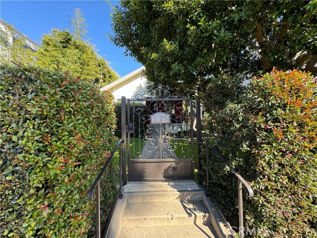 Detail Gallery Image 21 of 29 For 1125 19th St, Santa Monica,  CA 90403 - – Beds | – Baths