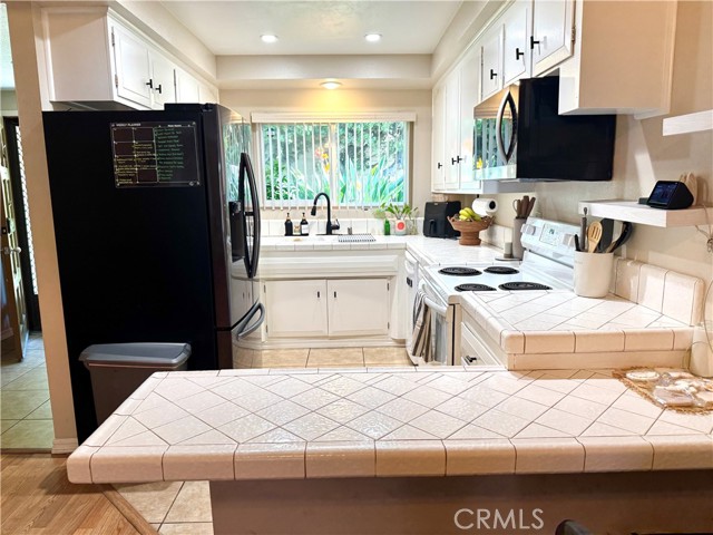 Detail Gallery Image 13 of 23 For 1881 Mitchell Ave #23,  Tustin,  CA 92780 - 2 Beds | 2 Baths