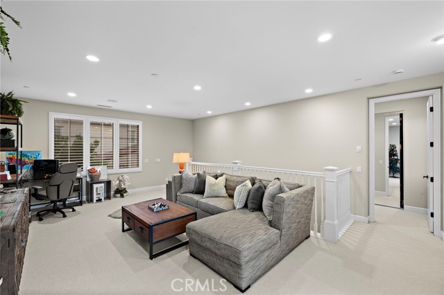 137 Sunset, Irvine CA: https://media.crmls.org/medias/5d5cfa31-a704-4eec-8a29-53c13a21ee09.jpg