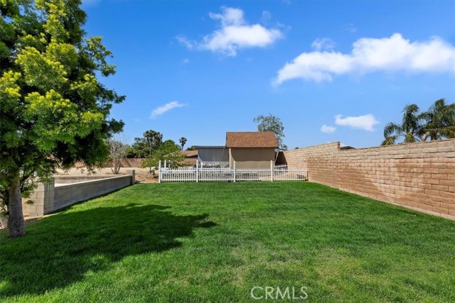 Detail Gallery Image 38 of 46 For 11605 Pampus Dr, Jurupa Valley,  CA 91752 - 5 Beds | 2 Baths