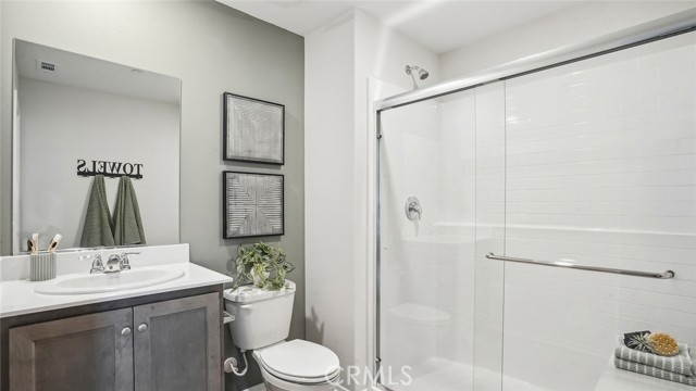 Detail Gallery Image 13 of 38 For 1902 Warwick St, San Jacinto,  CA 92582 - 4 Beds | 3 Baths