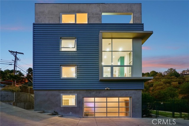 3640 Roseview Avenue, Los Angeles CA: https://media.crmls.org/medias/5d5deb9c-330a-49f6-9d76-64a9d07e5a5a.jpg