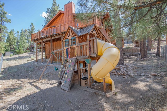 Detail Gallery Image 32 of 41 For 474 Lakewood Ln, Big Bear Lake,  CA 92315 - 3 Beds | 2 Baths