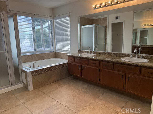 30097 Shoreline Drive, Menifee CA: https://media.crmls.org/medias/5d5f7452-69d2-4ccc-9b45-6243f5c1ca65.jpg