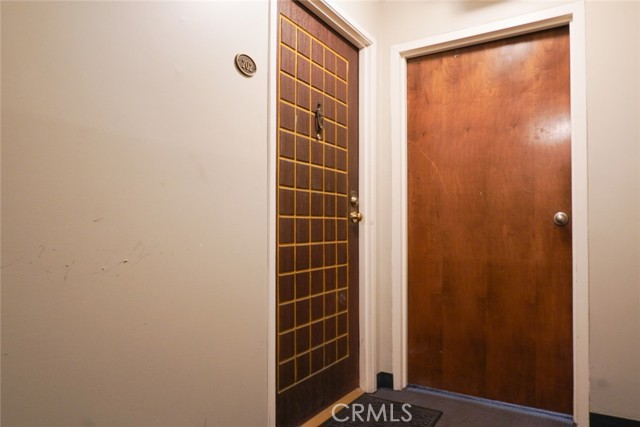 570 W Stocker Street, Glendale CA: https://media.crmls.org/medias/5d5f9d85-9ec0-4aec-848a-beb303d388ab.jpg