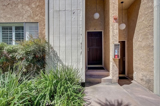 2000 Mathews Avenue, Redondo Beach, California 90278, 2 Bedrooms Bedrooms, ,1 BathroomBathrooms,Residential,Sold,Mathews,PF22058627