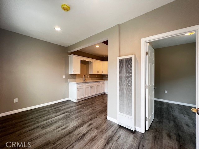 6107 Del Amo Boulevard, Lakewood CA: https://media.crmls.org/medias/5d60411d-b65b-485e-adb2-d7b520b80d63.jpg