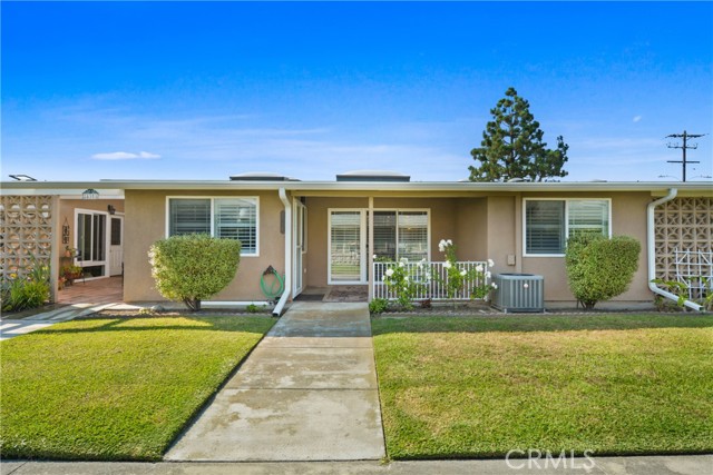 Detail Gallery Image 1 of 31 For 13220 St. Andrews  M10 253h, Seal Beach,  CA 90740 - 2 Beds | 1 Baths
