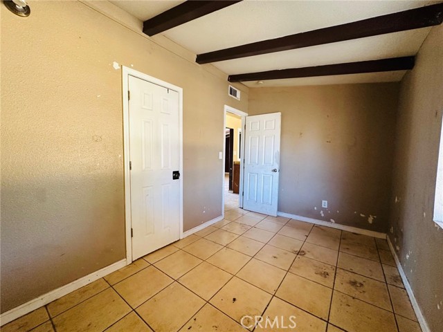 27331 Perkins Road, Madera CA: https://media.crmls.org/medias/5d617d58-c0ac-4cef-ad21-b2488c073f7e.jpg