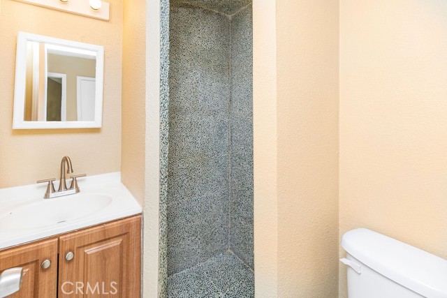 Detail Gallery Image 10 of 27 For 5867 Eucalyptus Ave, Winton,  CA 95388 - 4 Beds | 2 Baths