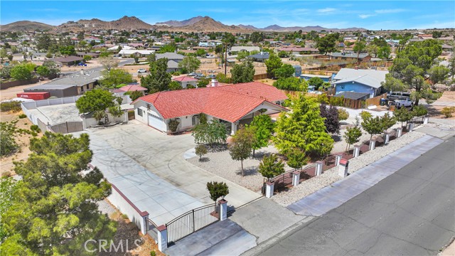 Detail Gallery Image 60 of 64 For 16158 Rimrock Rd, Apple Valley,  CA 92307 - 4 Beds | 2/1 Baths