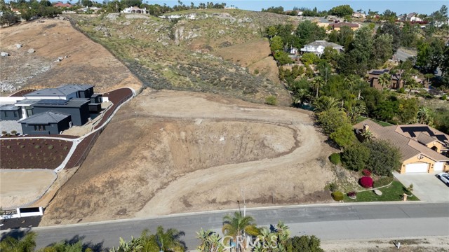 Detail Gallery Image 2 of 15 For 7390 Corinthian, Riverside,  CA 92506 - – Beds | – Baths