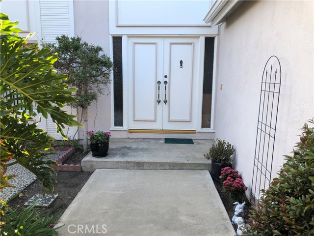 21941 Seaside Ln, Huntington Beach, CA 92646