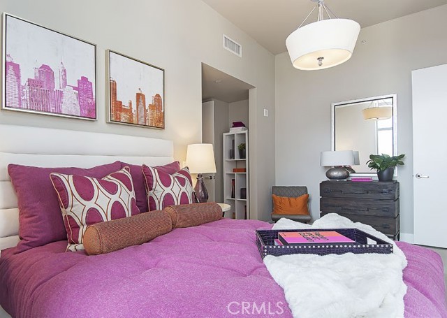 Detail Gallery Image 15 of 18 For 10776 Wilshire Bld #801,  –,  CA 90024 - 2 Beds | 2/1 Baths