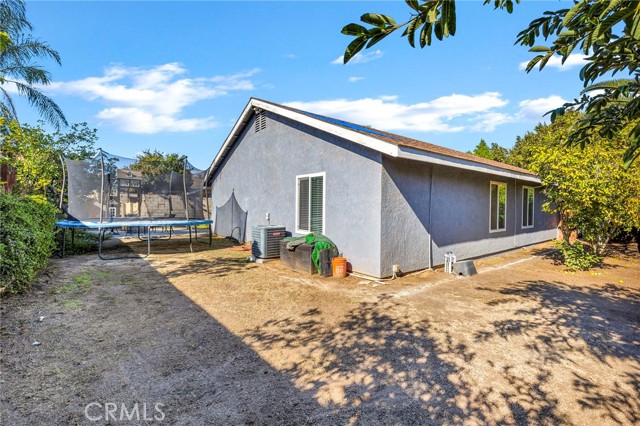 Detail Gallery Image 25 of 38 For 10022 Chula Vista Way, Riverside,  CA 92503 - 4 Beds | 2 Baths