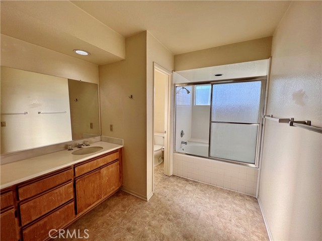 Detail Gallery Image 18 of 28 For 24687 Calle Largo, Calabasas,  CA 91302 - 4 Beds | 2/1 Baths