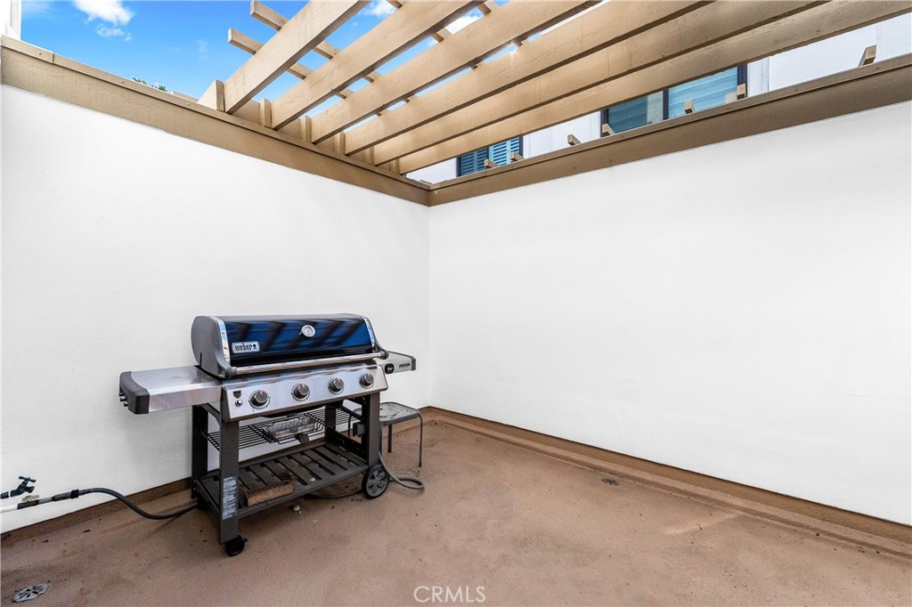 MLS #OC25270158 image #21