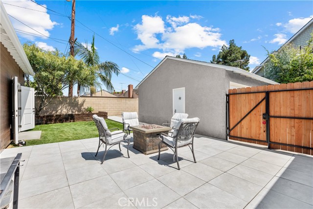 3556 Rutgers Avenue, Long Beach CA: https://media.crmls.org/medias/5d657e36-432d-4033-a88a-1c6eb5159e85.jpg
