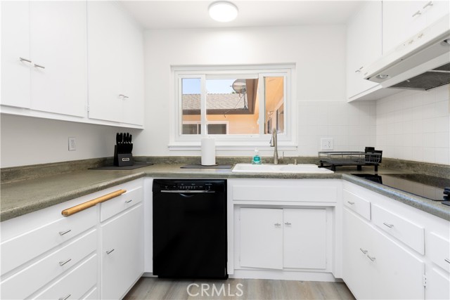 Detail Gallery Image 7 of 29 For 815 Cieneguitas Rd, Santa Barbara,  CA 93110 - 2 Beds | 2 Baths