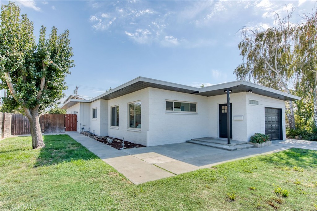 5D688F46 10F4 413F Bed1 80Ba1256A866 1009 Lake Avenue, Chowchilla, Ca 93610 &Lt;Span Style='BackgroundColor:transparent;Padding:0Px;'&Gt; &Lt;Small&Gt; &Lt;I&Gt; &Lt;/I&Gt; &Lt;/Small&Gt;&Lt;/Span&Gt;