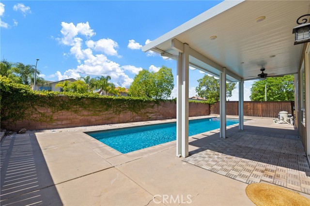 40089 Montage Lane, Murrieta CA: https://media.crmls.org/medias/5d68a33e-042d-47cf-8a25-db12101eee57.jpg