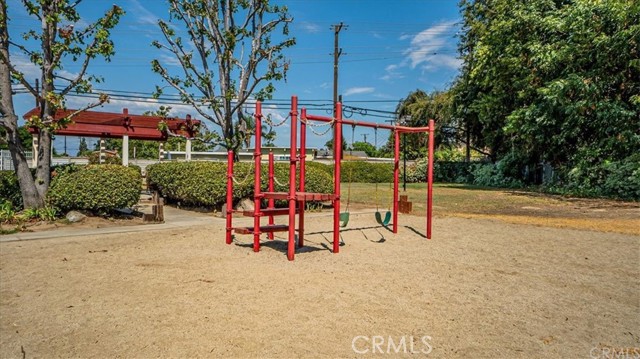Detail Gallery Image 9 of 18 For 9900 Tagus St #30,  Pico Rivera,  CA 90660 - 4 Beds | 3 Baths