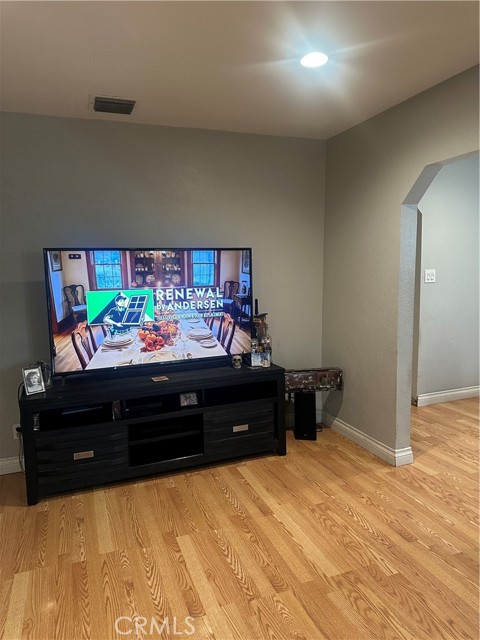 Detail Gallery Image 6 of 21 For 404 Sievers Ave, Brea,  CA 92821 - 2 Beds | 1 Baths