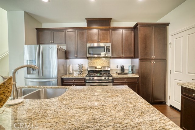 Detail Gallery Image 12 of 56 For 14693 Marquette Ave, Chino,  CA 91710 - 3 Beds | 2/1 Baths