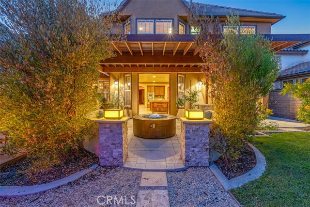 780 W Aster Place, Santa Ana CA: https://media.crmls.org/medias/5d6b5252-ce91-4ed8-8191-9789cdc6adeb.jpg