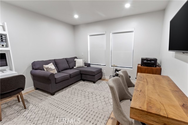 Detail Gallery Image 16 of 52 For 278 Virginia Pl, Costa Mesa,  CA 92627 - 4 Beds | 3 Baths