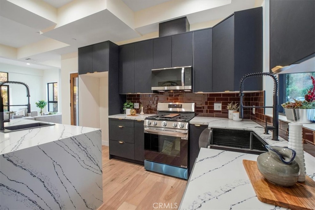 MLS #DW25227785 image #12