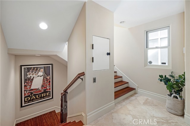 429 21st Place, Manhattan Beach, California 90266, 3 Bedrooms Bedrooms, ,3 BathroomsBathrooms,Residential,Sold,21st,SB22099322