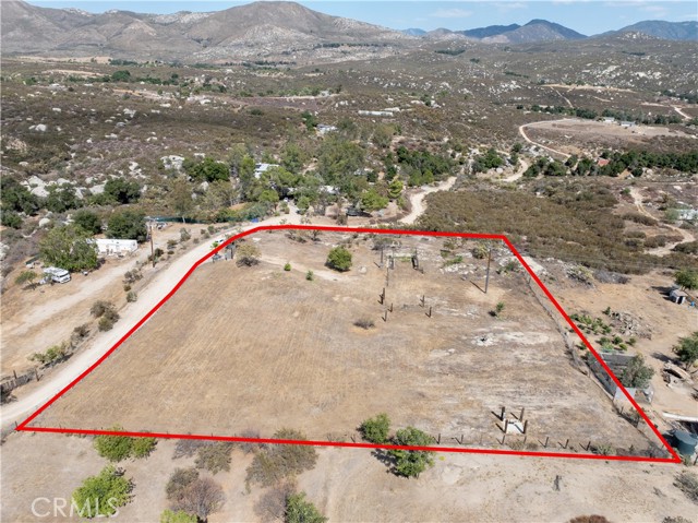 Detail Gallery Image 2 of 22 For 44451 Oak Glen Rd, Hemet,  CA 92544 - – Beds | – Baths