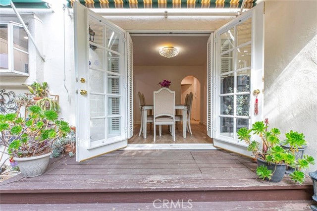 Detail Gallery Image 14 of 44 For 2313 Hollister, Glendale,  CA 91206 - 3 Beds | 2 Baths