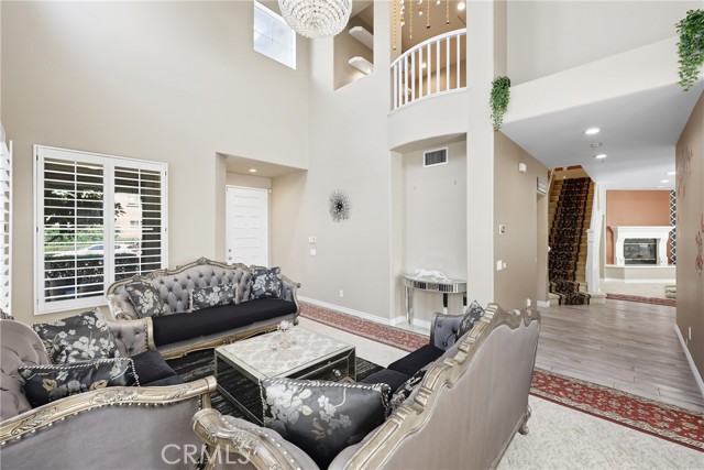 6528 University Way, Buena Park CA: https://media.crmls.org/medias/5d6b93f9-3491-4781-905d-d2c7dfc57d5e.jpg
