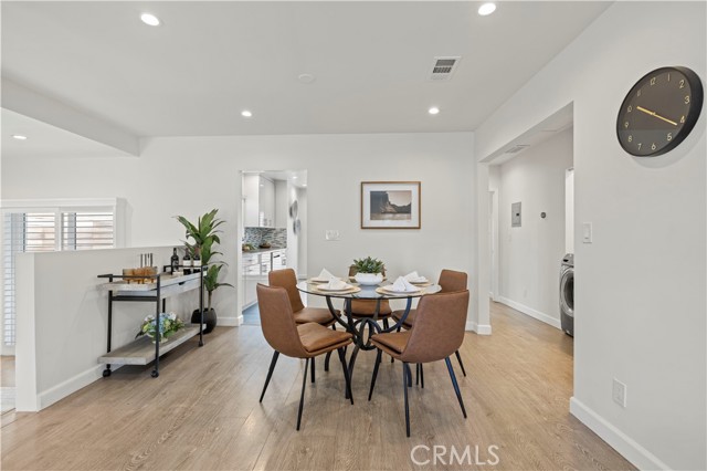 Detail Gallery Image 7 of 43 For 5834 Satsuma Ave, North Hollywood,  CA 91601 - 3 Beds | 2 Baths