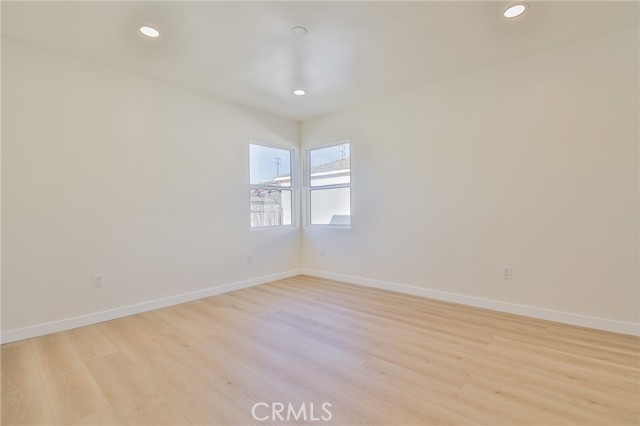 Detail Gallery Image 23 of 40 For 12035 Ramona, Hawthorne,  CA 90250 - 3 Beds | 3 Baths