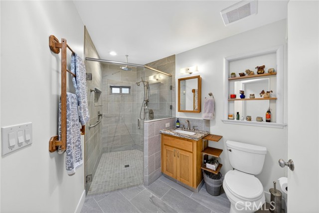 Detail Gallery Image 31 of 75 For 4872 N Arcade, Fresno,  CA 93704 - 4 Beds | 2 Baths