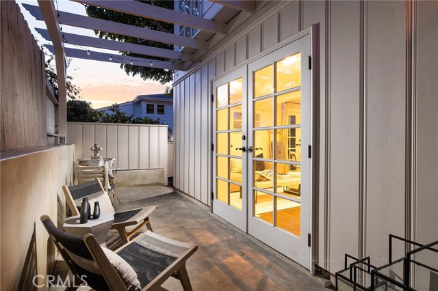 Detail Gallery Image 30 of 38 For 31590 Jewel Ave, Laguna Beach,  CA 92651 - 2 Beds | 2/1 Baths