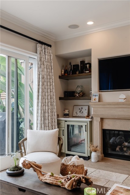 351 30th Street, Hermosa Beach, California 90254, 4 Bedrooms Bedrooms, ,3 BathroomsBathrooms,Residential,For Sale,30th,SB25124501