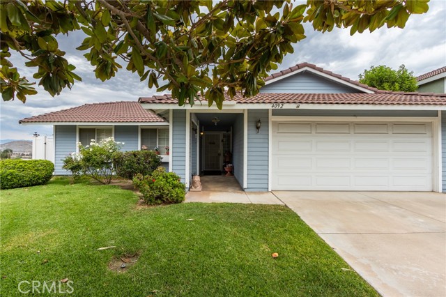 4092 Sandpiper Drive, Jurupa Valley CA: https://media.crmls.org/medias/5d6e3993-20ae-45ed-87ff-111d8266e4e2.jpg