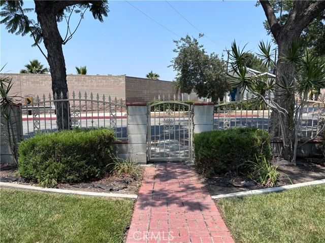 Detail Gallery Image 20 of 30 For 400 N Virginia Ave, Azusa,  CA 91702 - 2 Beds | 1 Baths
