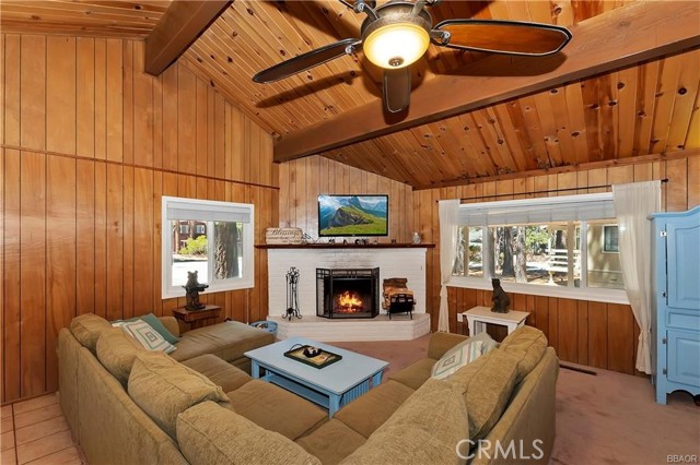 Detail Gallery Image 6 of 28 For 589 St Anton Ct, Big Bear Lake,  CA 92315 - 3 Beds | 1/1 Baths