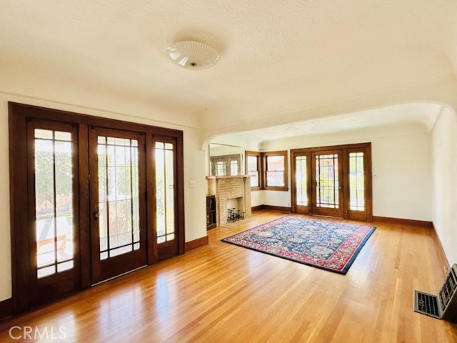 Detail Gallery Image 5 of 26 For 821 S Lemon St, Anaheim,  CA 92805 - 2 Beds | 1 Baths