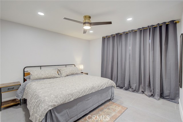 Detail Gallery Image 12 of 46 For 16562 Regina #4,  Huntington Beach,  CA 92649 - 2 Beds | 1 Baths