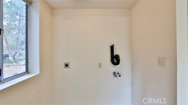 Detail Gallery Image 40 of 71 For 54415 Live Oak St, Idyllwild,  CA 92549 - 2 Beds | 1/1 Baths
